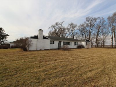 594 N Rd #B, Momence, IL, 60954