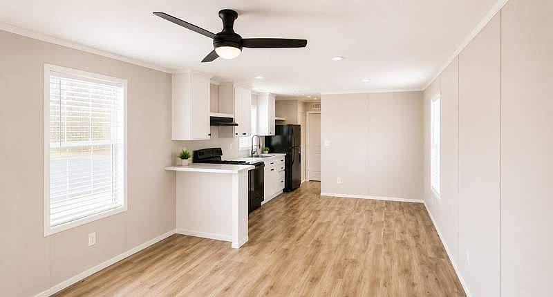 1st image of 124 Colony Cir