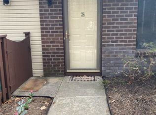 125 Birchwood Rd, Coram, NY 11727