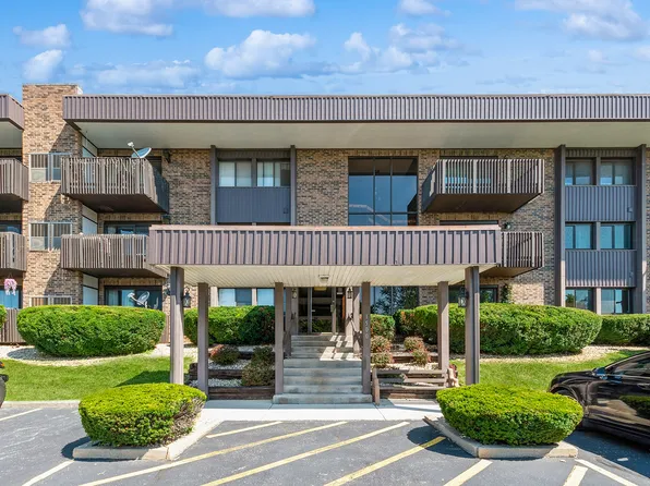 1500 Woodbridge Rd APT 2G, Joliet, IL 60436