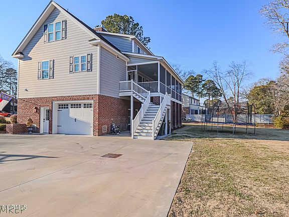 5th image of 309 Glen Oak Dr