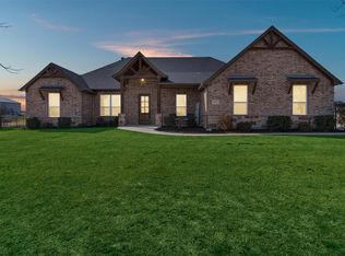 2037 Pinnell Pr, Weatherford, TX 76088