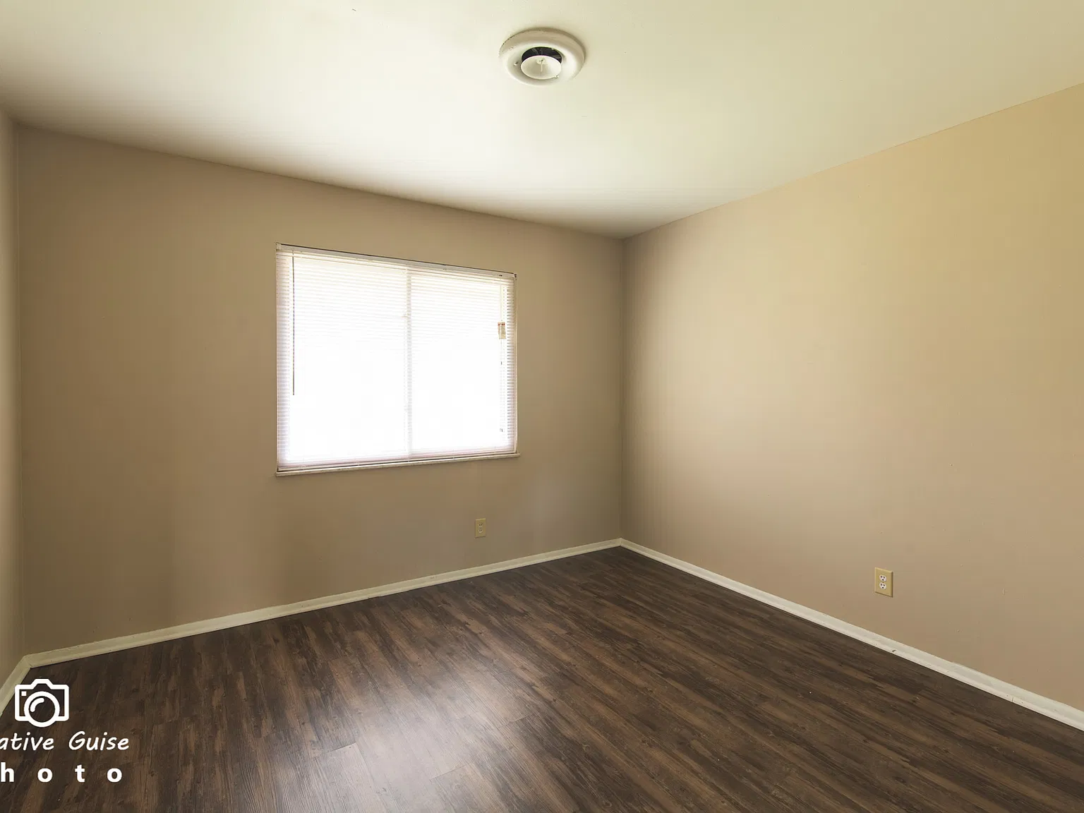 2 bed, 1.0 bath, 928 sqft, $995 — Photo 4