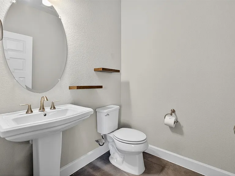 3371 Vasquez Pl — Photo 25