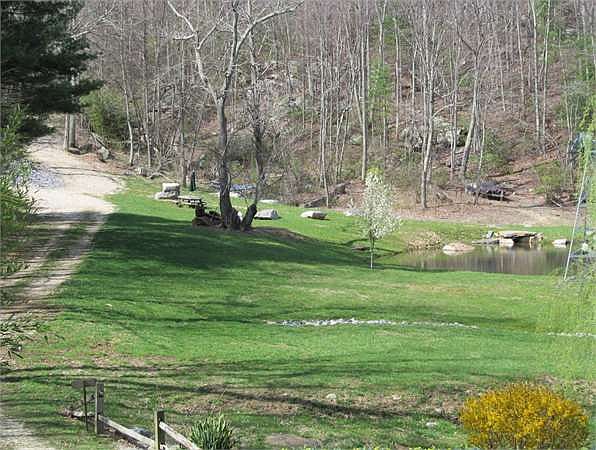 2nd image of 16910 Crabtree Falls Hwy