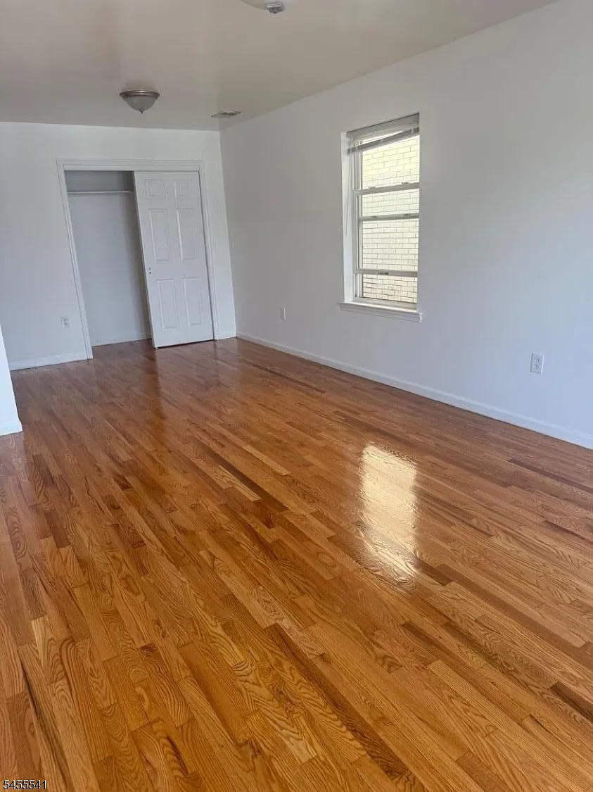 3 bed, 2.0 bath, $2,650 — Photo 3