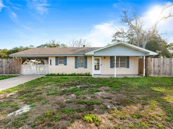 315 W Greenwood Ave, Aransas Pass, TX 78336