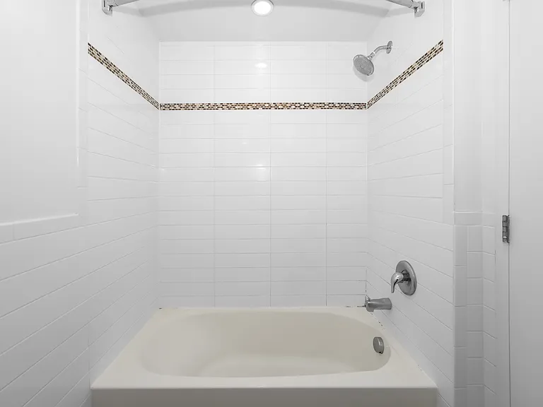 1701 Park Ave #1012 — Photo 10