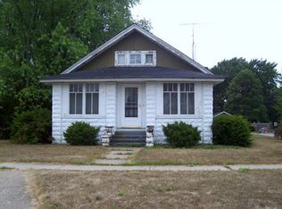 301 Genoa St, Cherry Valley, IL