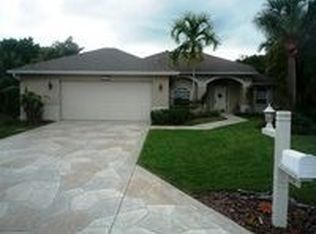 3702 Kent Dr, Naples, FL 34112