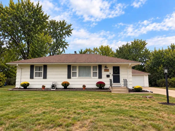 5357 Altura Rd NE, Fridley, MN 55421