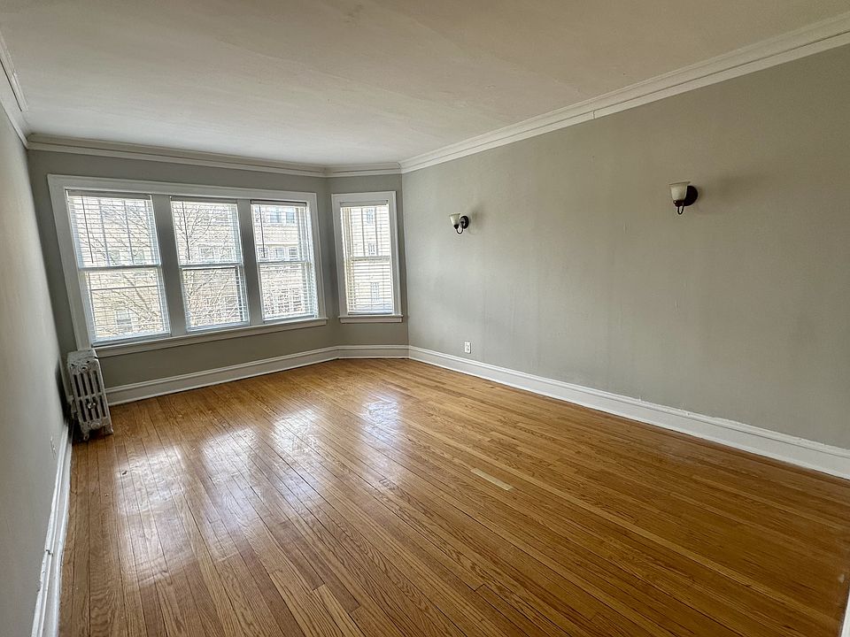 1st image of 121 Elmwood Ave #2