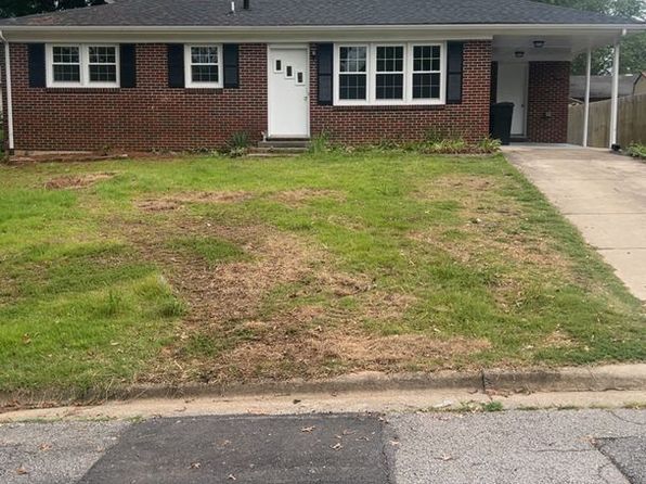 504 Brooke Dr