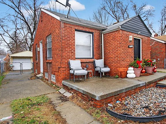 3rd image of 18729 Sunderland Rd