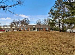 10 High Trl, Saint Peters, MO 63376