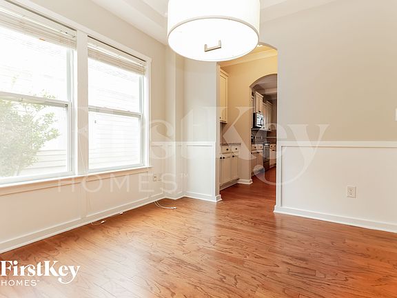 5th image of 308 Crossandra Ave