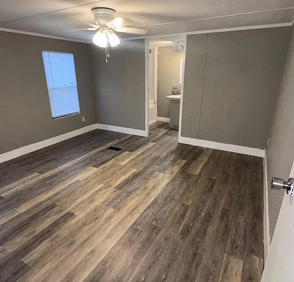 15637 Sims Ln — Photo 18