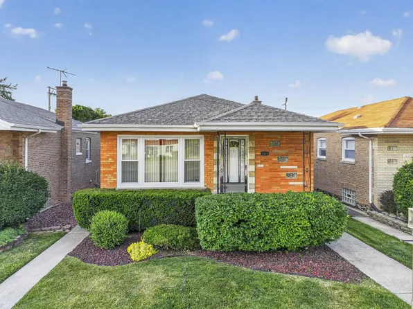 4618 W 87th St, Chicago, IL 60652