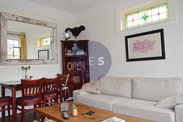 Rented by RES New York | media 14