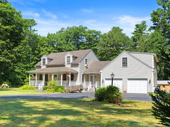77 Harriseckett Road, Wells, ME 04090