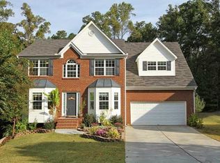 1012 Holly Meadow Dr, Buford, GA 30518