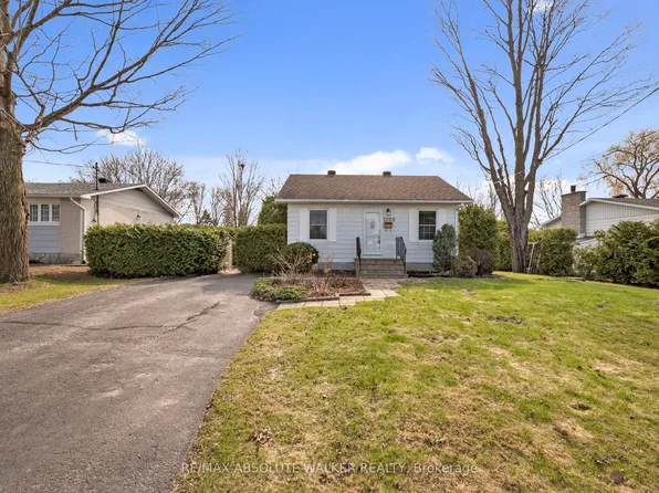 1290 Saint Jean St, Ottawa, ON K1C 1N6