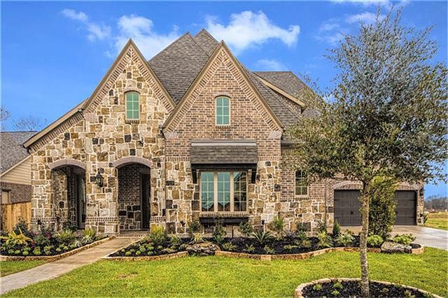 1st image of 21431 Aurora Park Dr