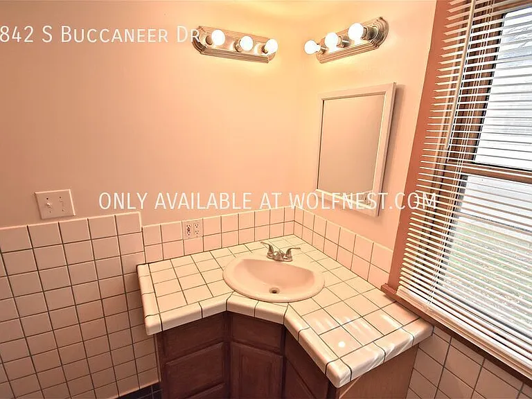 2842 S Buccaneer Dr — Photo 15