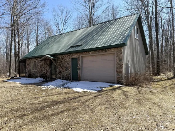 N8570 Faust Rd, Tomahawk, WI 54487
