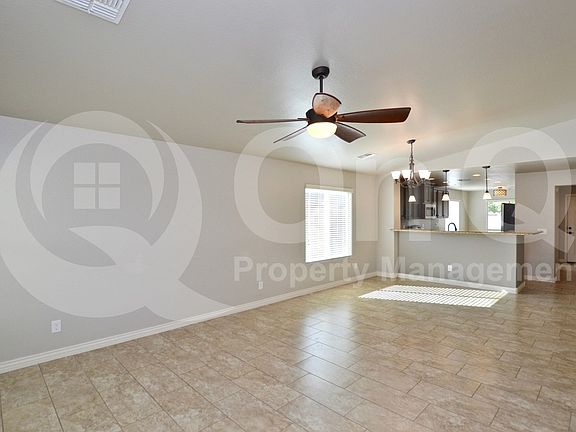 5th image of 2223 E Hazeltine Way