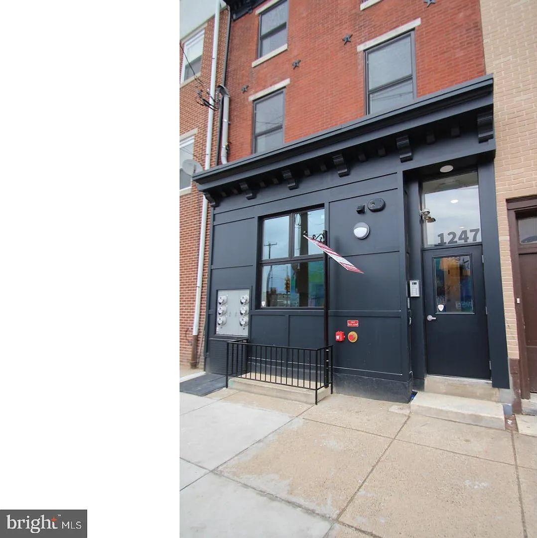 1 bed, 1.0 bath, 550 sqft, $1,400 — Photo 2