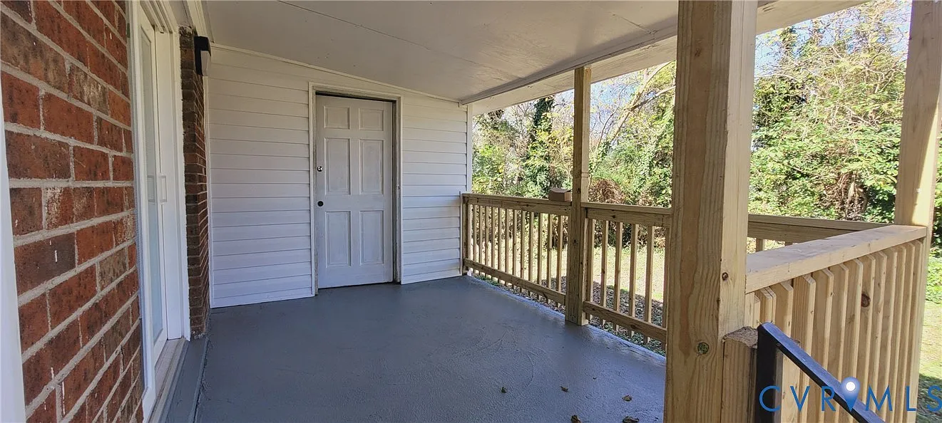 5 bed, 2.0 bath, 1508 sqft, $2,200 — Photo 3
