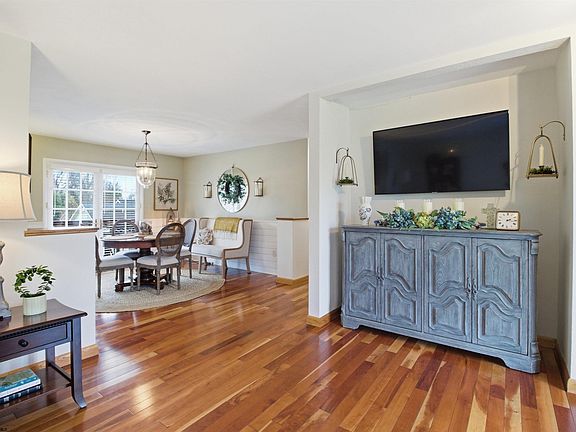 5th image of 118 Ridgeway Dr