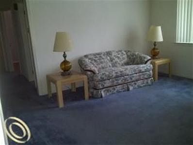 4th image of 211 S Alice Ave