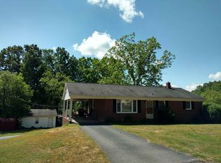 131 Cantrell St, Campobello, SC 29322