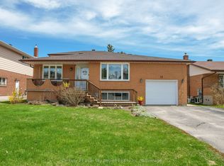 18 Eglee Ave, North Bay, ON P1B 8Z7