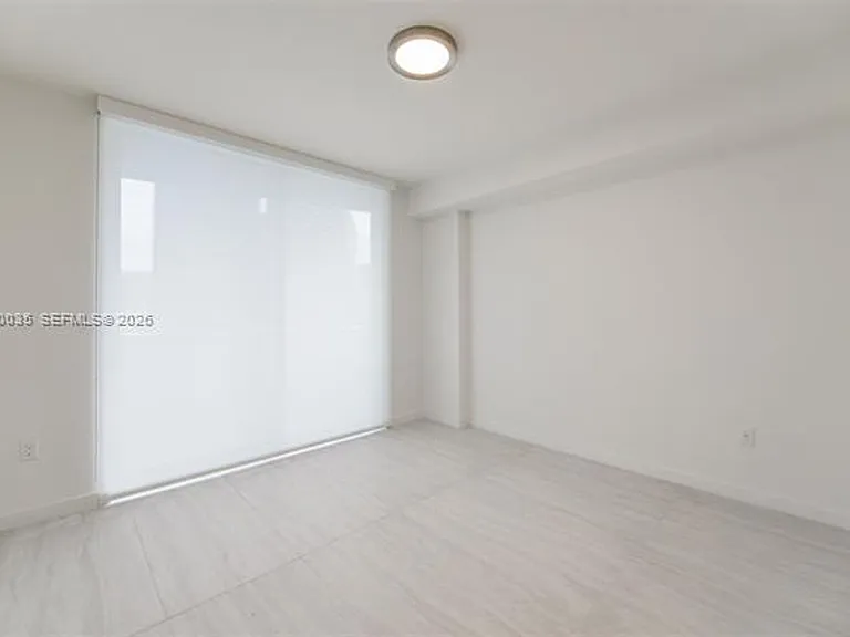 77 SE 5th St #2603 — Photo 13