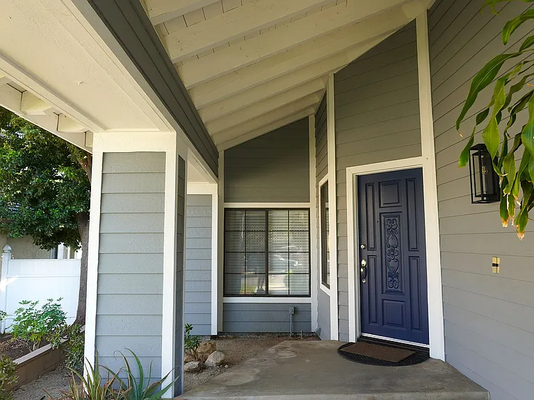 10386 Meadow Creek Dr — Photo 4