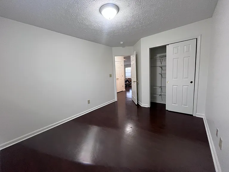 6540 Amherst Way — Photo 25
