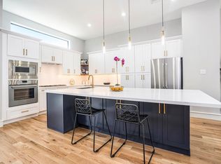 2216 Francis St, Houston, TX 77004