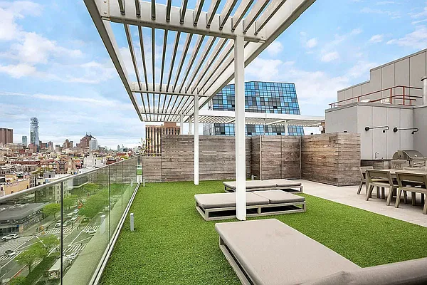 Rented by Bohemia Realty Group | media 7
