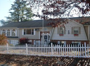 2 Brentwood Rd, Methuen, MA 01844