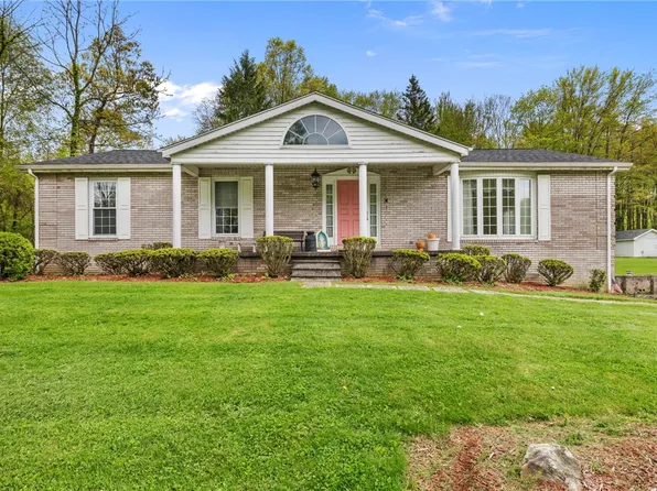 130 Leon Dr, New Castle, PA 16101