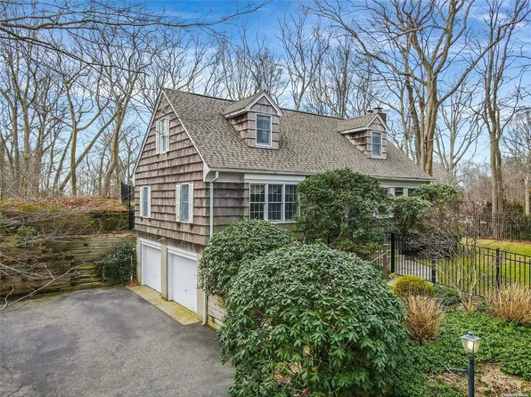 108 Nancy Court, Riverhead, NY 11901