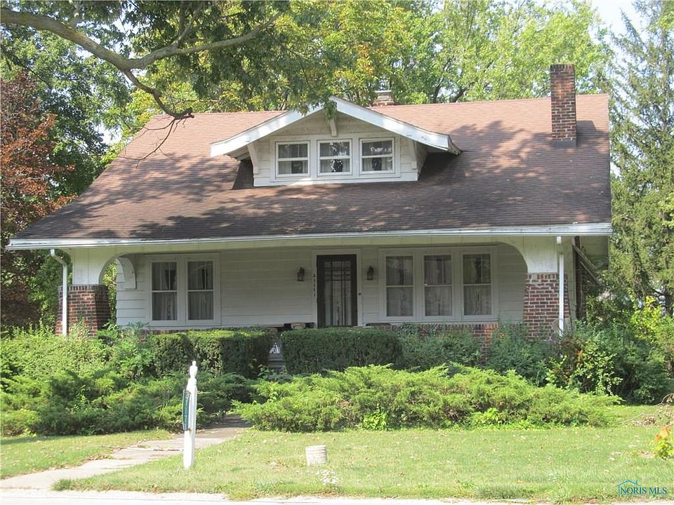 1st image of 21171 W Toledo St