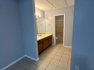 300 Freeport Dr, Lawrenceville, GA