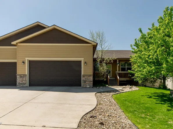 1137 Wahl St, Dickinson, ND 58601