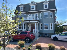 131 Irving Ave