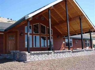 8830 Faith Rd, Montague, CA 96064