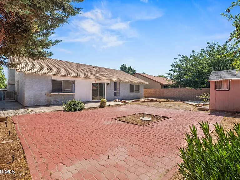 1253 Morven St — Photo 36